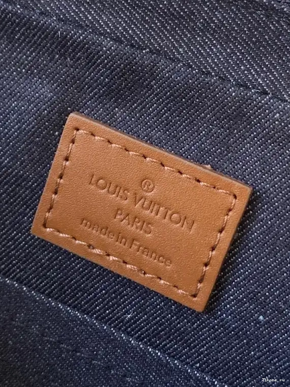 Cheap MESSENGER TRIO LOUIS VUITTON 0629